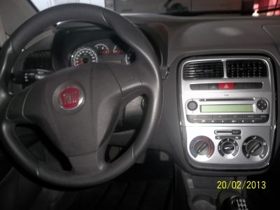 Punto Elx 1.4 completo 2009 c roda de liga leve e cd original