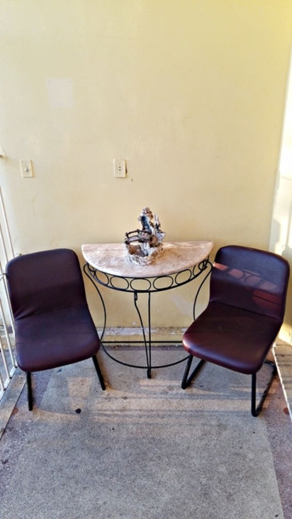 Quartos para rapazes na Av. Dom Pedro I