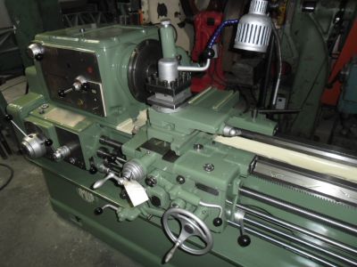 Torno Mecânico MVN 2.200 