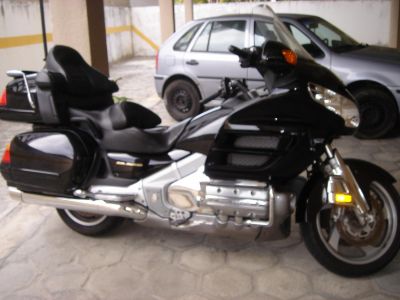 Vendo Moto Honda Gold wing  - Ano 2001 - Preta