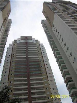 Vendo APTO no PAULISTA HOME RESORT com 159m² e 2 vagas