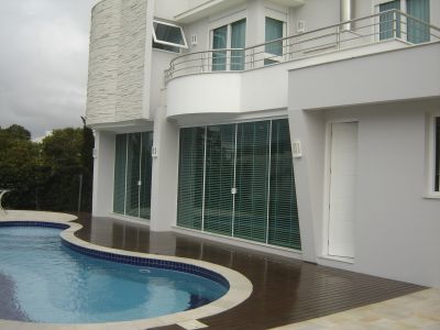 Praia Jureré Internacional-FLORIANÓPOLIS-MANSÃO 2 Pisos c/Piscina