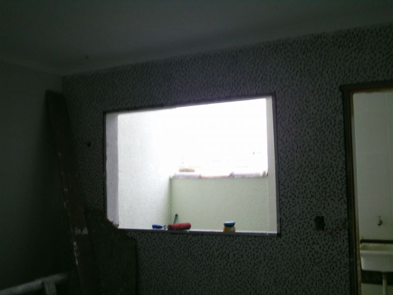 sobrado em obras, 2 suítes, financiado 