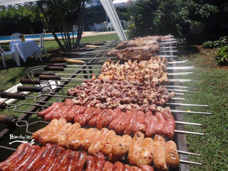 Atenção Noivas Chácara com Buffet de Churrasco em Socorro SP