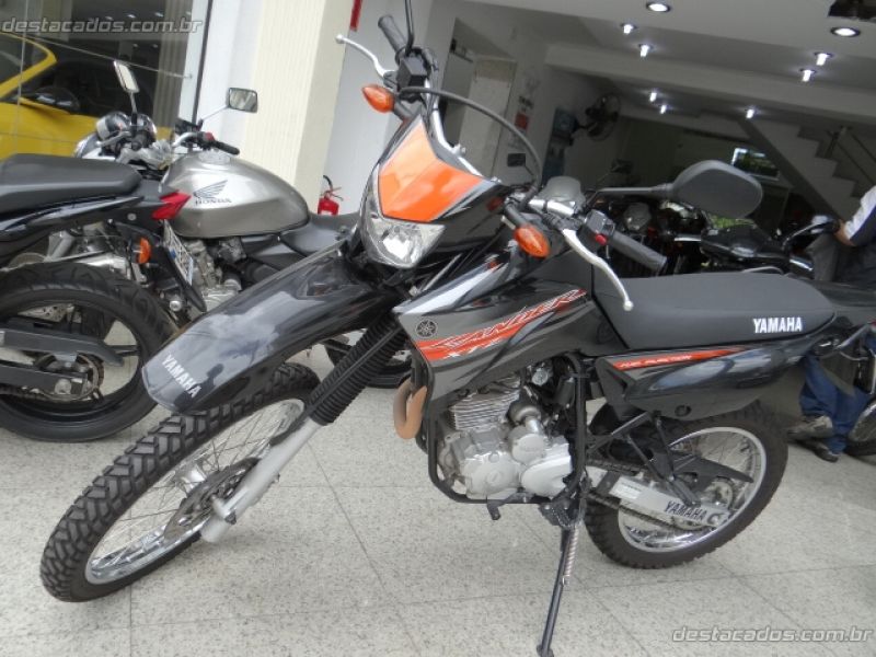 XTZ 250 - LANDER - PRETA