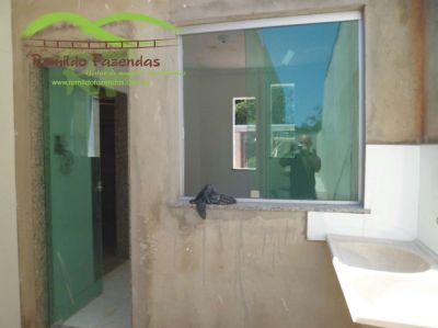 casa diferenciada 3 quartos e uma suite