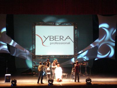 Aluguel de datashow, telão, noote book, tv LVD...