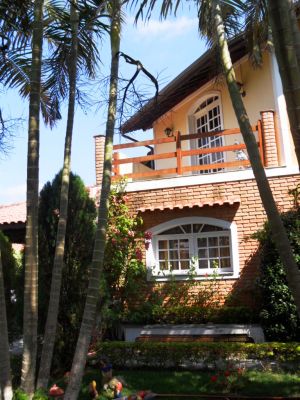 Incrível Casa no Ninho Verde I