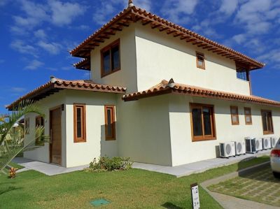 Casa nova em condo de luxo a venda no centro de Búzios