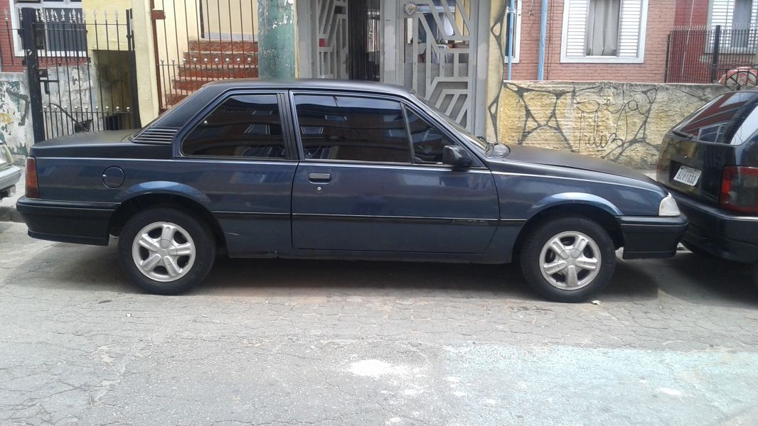 Vendo veículo Monza 92 carapicuiba