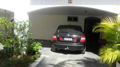 GUARUJÁ - CASA  ESTILOSA TIPO MANSÃO C/DIVIDA DE IPTU