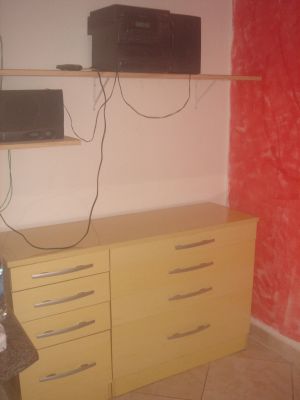 Aluga-se kitenete, no Ocian