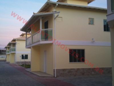 Olinto Imóveis vende Duplex 2 qts no Costazul em Rio das Ostras