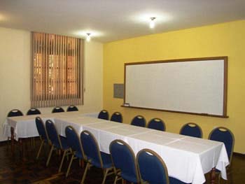 Alemão e Inglês para crianças e adultos. 