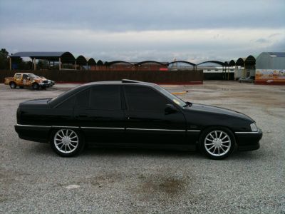 VENDO OMEGA CD 4.1 MANUAL ANO 95 PRETO - TOP DE LINHA C/ POWER TECH 17 - R$25.000!!! 