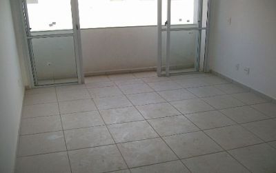 Apartamento localizado em Emaús