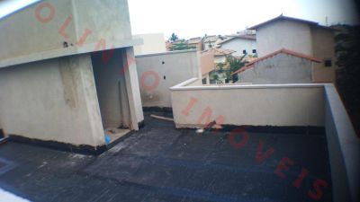 Olinto Imóveis vende Duplex 3 qts no Ouro Verde em Rio das Ostras