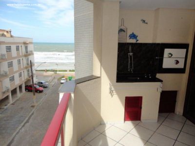 Lindo apartamento em Meia Praia