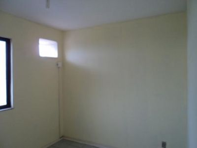 Vendo Apartamento 2/4 condomínio fechado