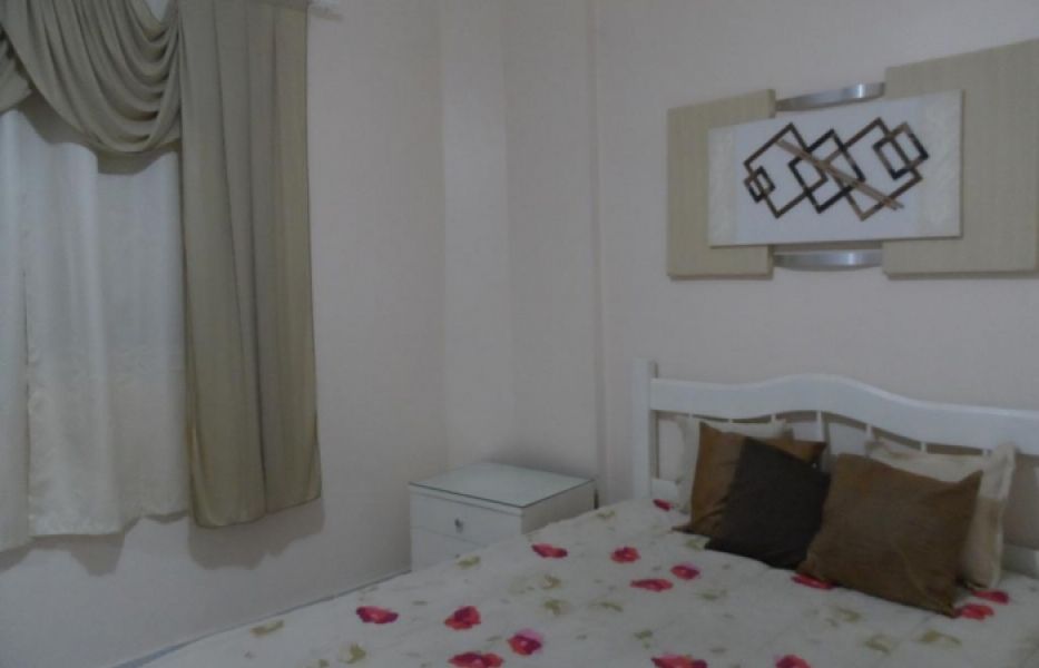 A002 Prédio frente ao mar, com 2 dorm 