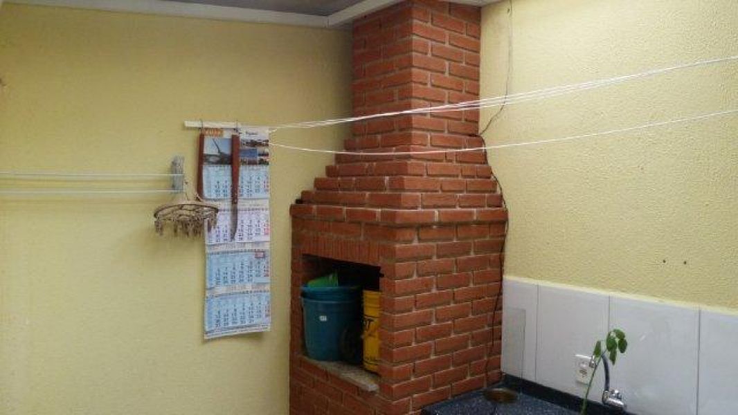 Sobrado - V.Guarani - 3 dorms - 1 suíte-2vagas -planejados