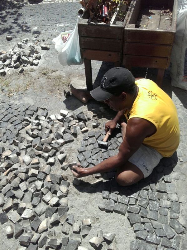 Calceteiro pedra portuguesa intertravado meio fio RJ Rio de Janeiro Whatsapp 2198155-7759