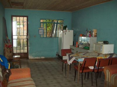 CASA 3 QUARTOS - CURITIBA - UBERABA - 