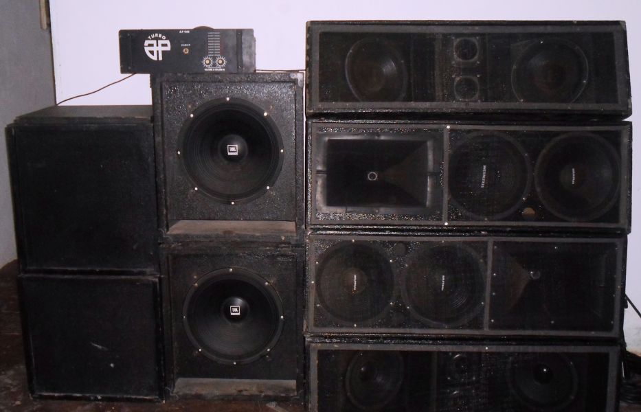 Locação de equipamento de som