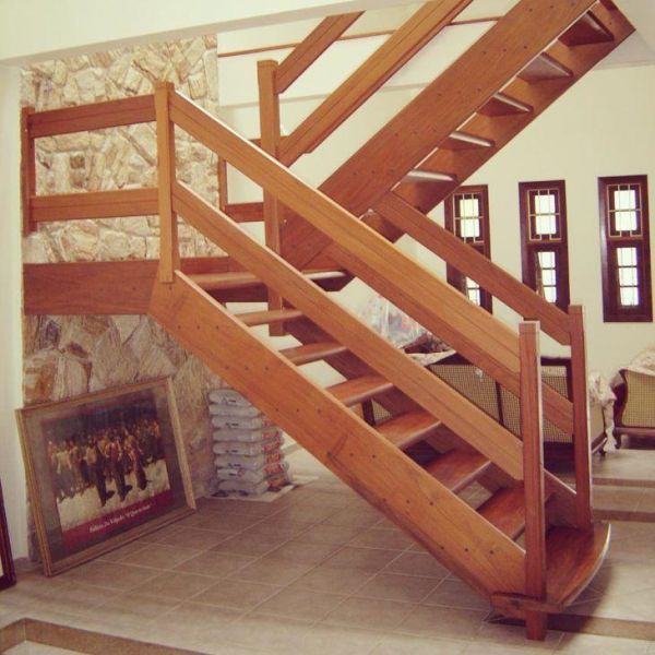 Marceneiro construção escada de madeira rj rio de janeiro whatsapp 21 999358395