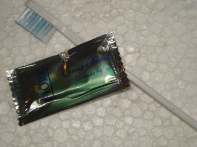 ESCOVA DE DENTES  0.30
