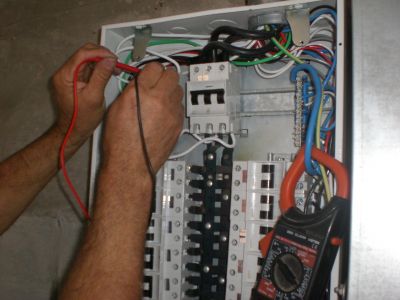ELETRICISTA para Industria Comercio e Residencia