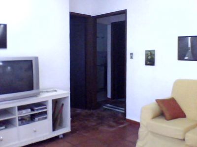 alugo casa para até 6 p/e kits para 2 ou 4 pessoas.