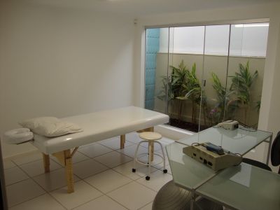 VAGAS PARA MÉDICOS -  ATENDIMENTO EM POLICLINICA