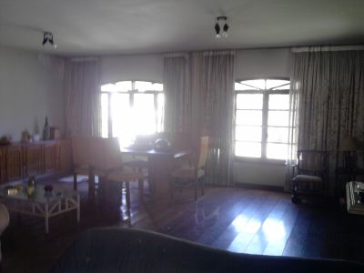 CASA 4 Quartos ,1suite,10 vagas ,500 terreno, 300 á. construida,.Campo Belo 