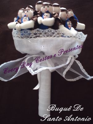BUQUÊ DE SANTO ANTONIO PARA CASAMENTO