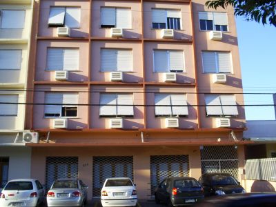 APARTAMENTOS E CASAS MOBILIADAS POR TEMPORADA