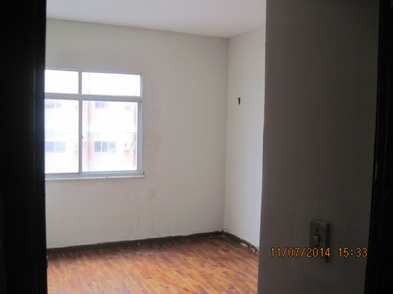 Apartamento 3 quartos + dependência/vista mar