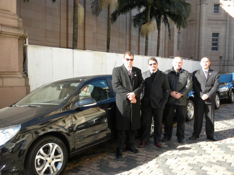 Aluguel de carros com motorista (51) 9991-2007