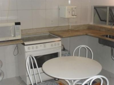 Apartamento Venda - 3 quartos suíte quadra do mar Itapoã 