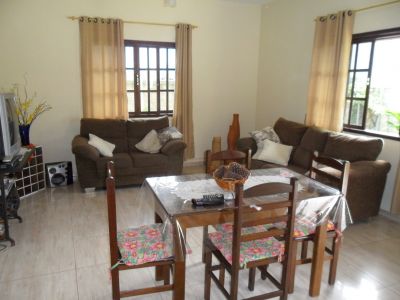 CASA NOVA NO MELHOR BAIRRO DE GUAPIMIRIM