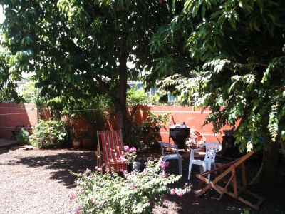 CASA 3 QUARTOS SUITE AREA DE LAZER ARVORES GARAGEN BAIRRO TRES BANDEIRAS