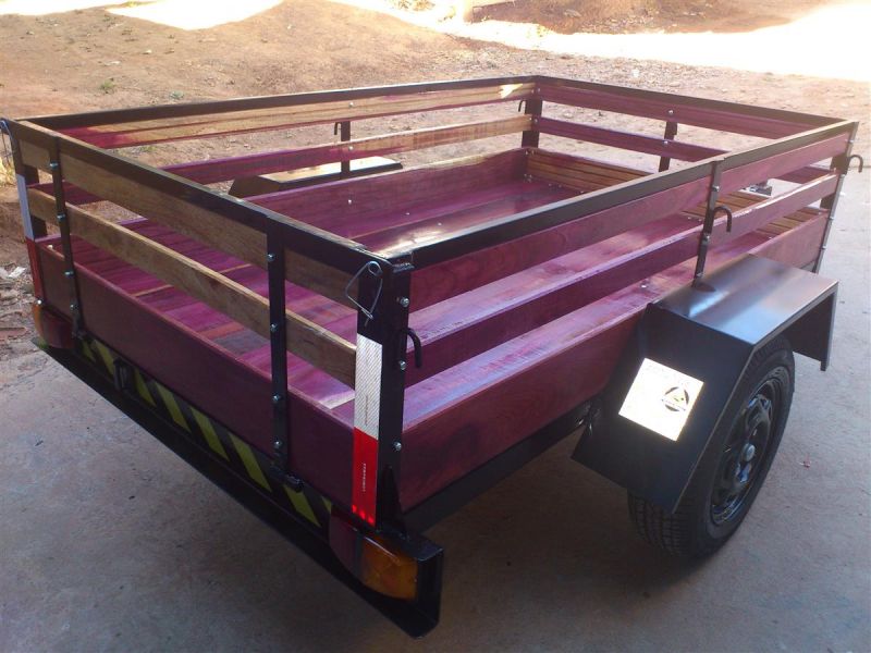 Carreta Fazendinha BT 2.00C x1.20L x 0.40A - ITANHANDU REBOQUES