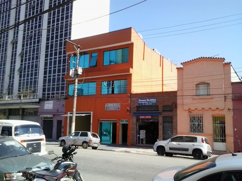 Lanchonete vende-se aluguel barato ,funcionando.