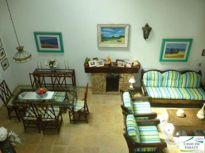 Casa na Praia do Retiro em Angra dos Reis