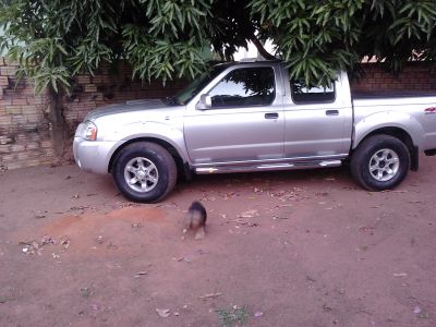 VENDO FRONTIER NISSAN 