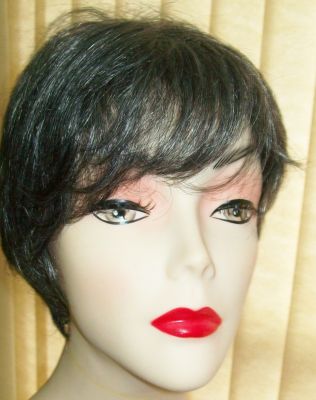 PERUCAS E PRÓTESES CAPILARES