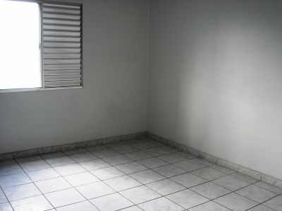 APARTAMENTOS – ALUGAM-SE – MÓOCA