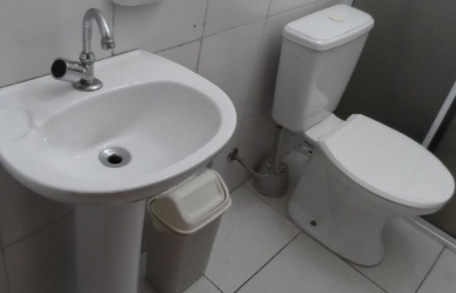 Cód.M020 Churrasqueira na sacada 2 dormitórios vista linda pro mar