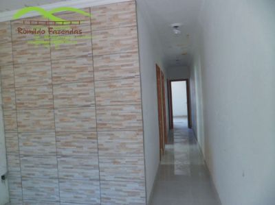 casa diferenciada 3 quartos e uma suite