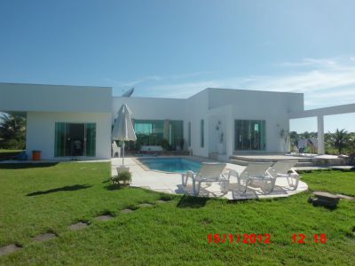 CASA A VENDA EM CONDOMINIO RESIDENCIAL A GUARAPARI